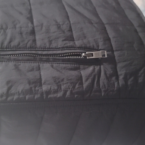 Club Monaco black quilted puffer vest extra small xs - Picture 6 of 11